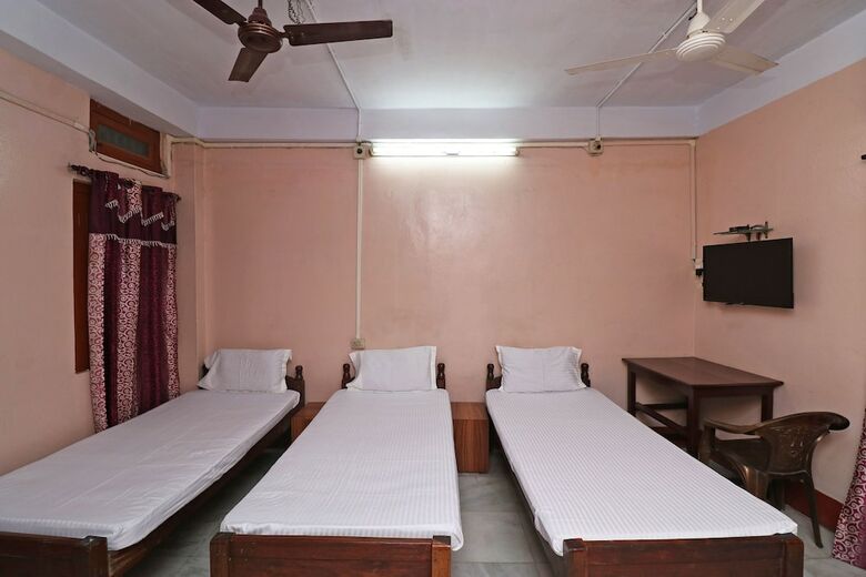 Spot On 41656 Hotel Maruti