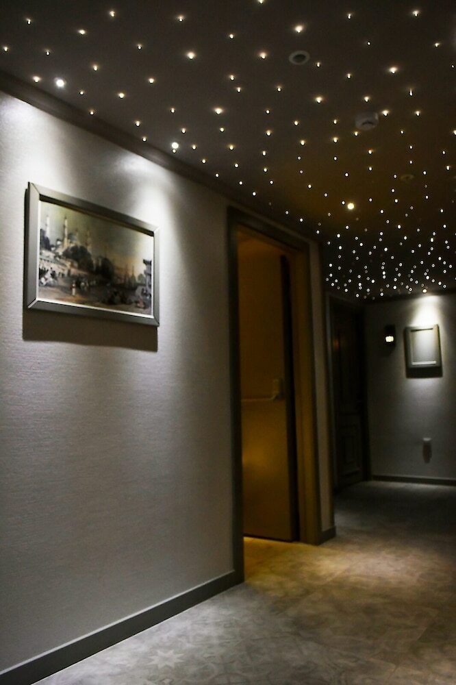 Mayer Hotel