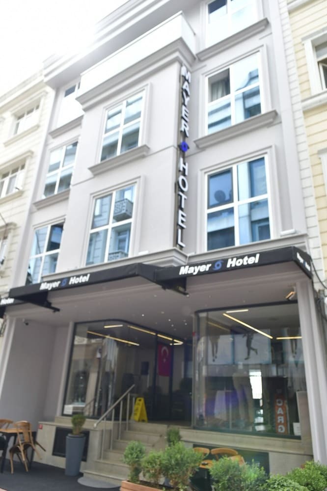 Mayer Hotel