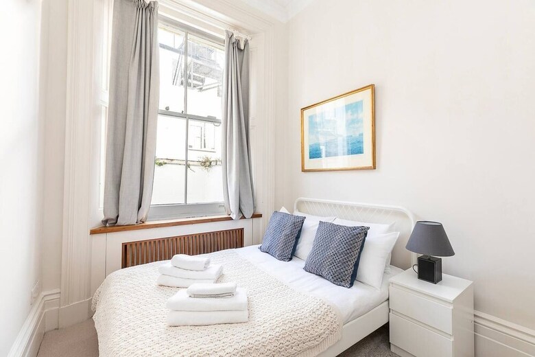 Apartamentos Gorgeous 2-bed Flat In Kensington