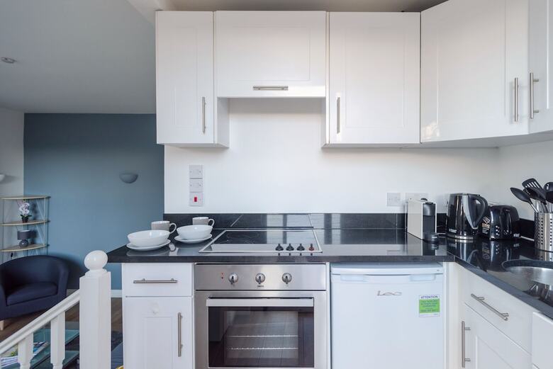 Apartamentos Bright 2br Flat With Terrace Near Earls Court St