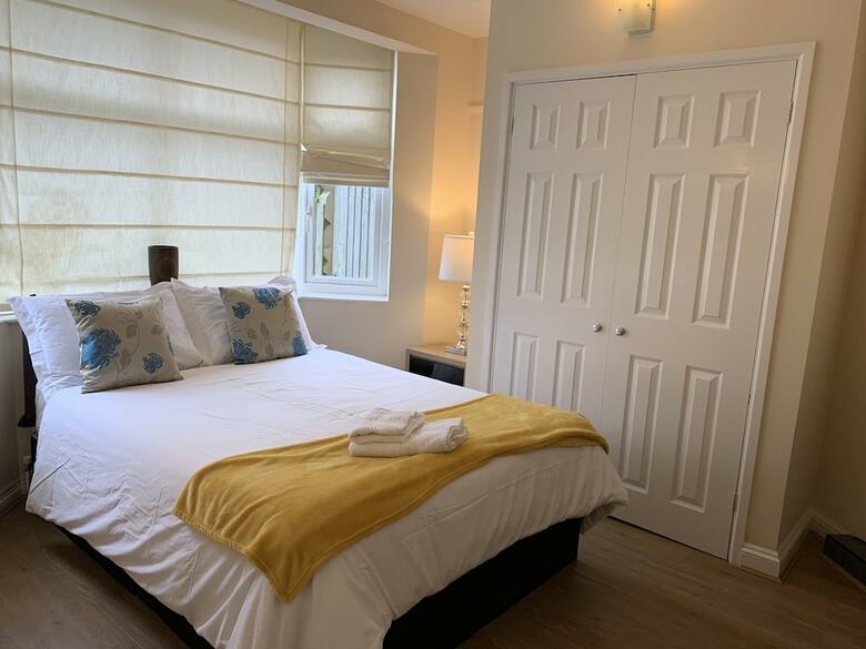 Apartamentos 6 Bed House With 2 En-suites