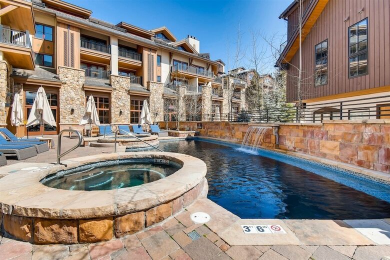 1-sebastian 2 Bed Penthouse