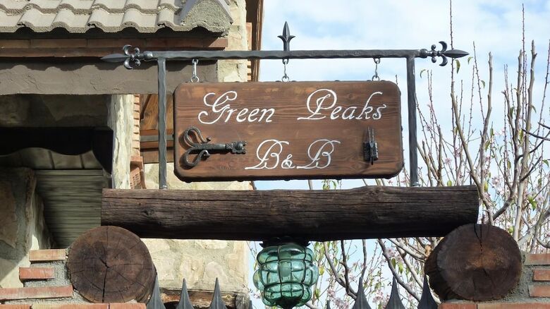 Green Peaks B&B