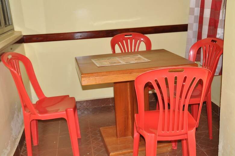 Hotel Square Suites