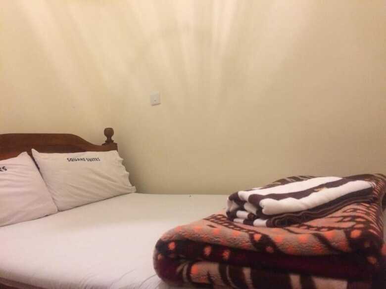 Hotel Square Suites