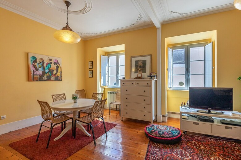 Quiet Apartment In Bairro Alto
