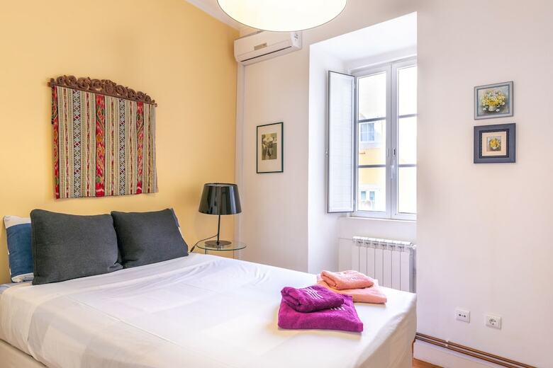 Quiet Apartment In Bairro Alto