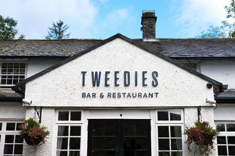 Hotel Tweedies Bar And Lodge