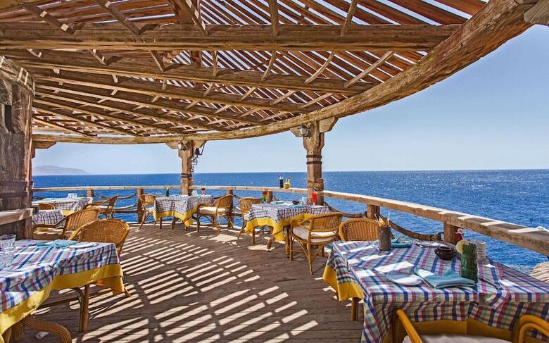 Hotel Jolie Ville Golf & Resort