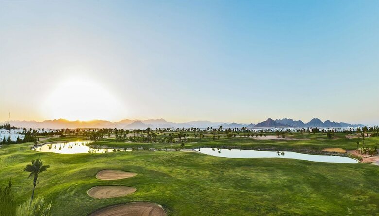 Hotel Jolie Ville Golf & Resort