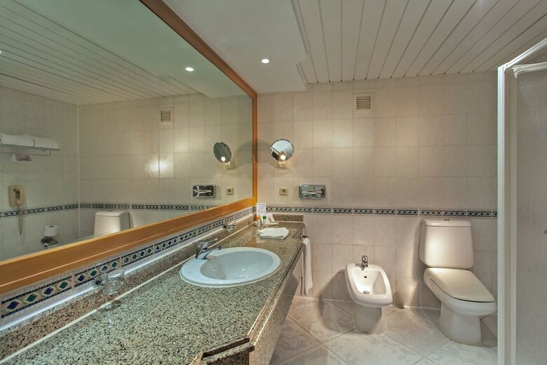 Hotel Jolie Ville Golf & Resort