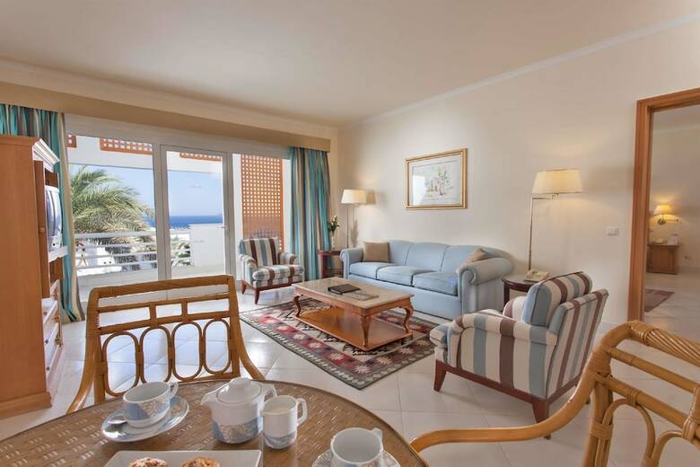 Hotel Jolie Ville Golf & Resort