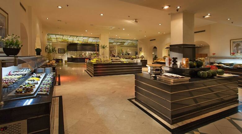 Hotel Jolie Ville Golf & Resort