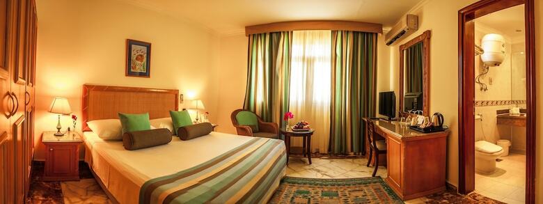 Hotel Jolie Ville Golf & Resort