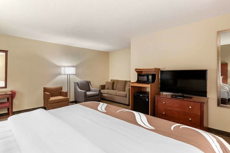 Hotel Quality Inn Hays I-70