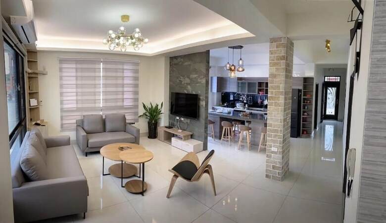 Hotel Lishe Seaview Homestay