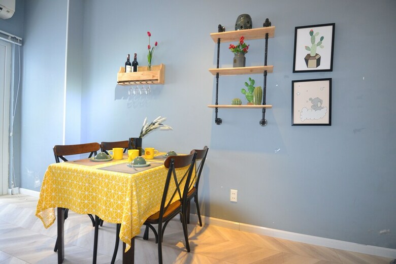 The Crystal Apartment