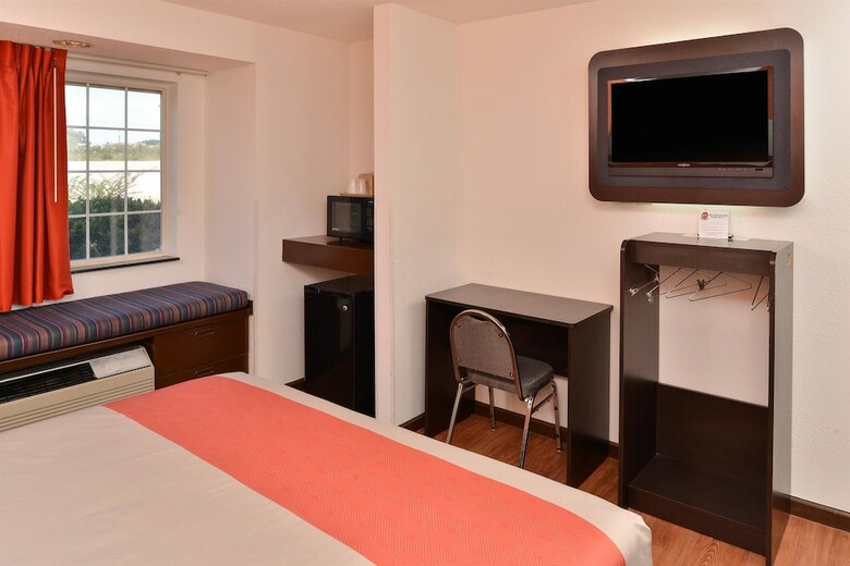 Motel 6 Richburg