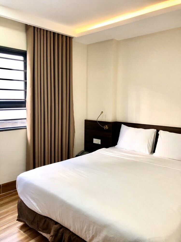 Yen Vang Hotel & Apartment