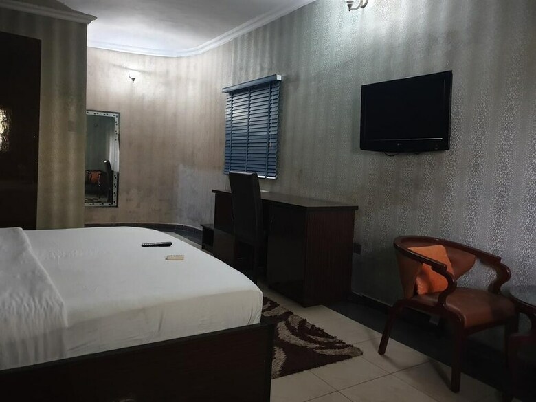 Hano Hotels And Suites