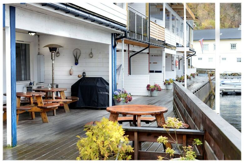 Apartamentos Tysnes Sj� Og Fritid