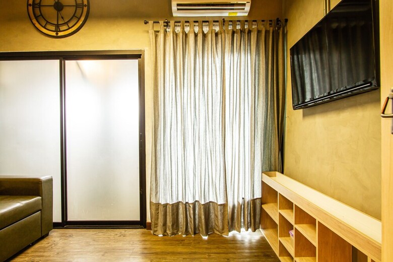 Hotel 44 Room Rama 3