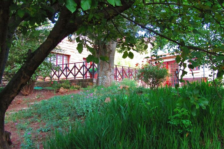 Hotel Woodlands Escape