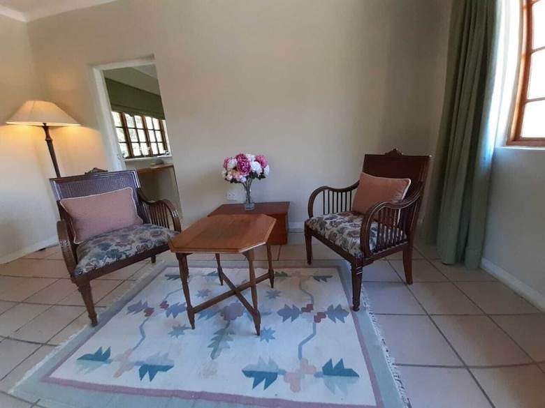 Hotel Woodlands Escape