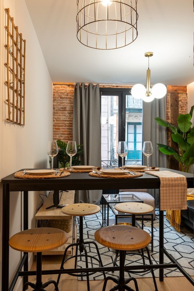 Renovado Y C�ntrico Apartamento Con AC