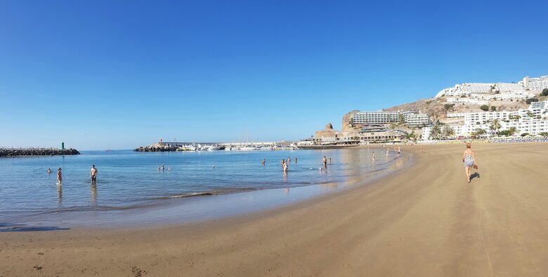 2 Bedroom Apartment 2 Min From Beach