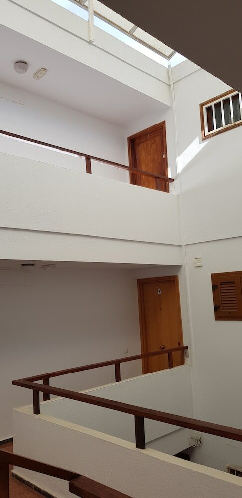 2 Bedroom Apartment 2 Min From Beach
