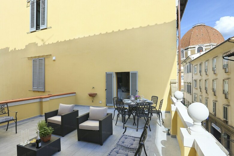 Apartment In The Heart Of Florence