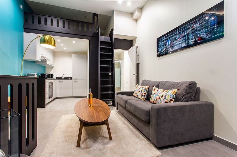 Loft In The Marais