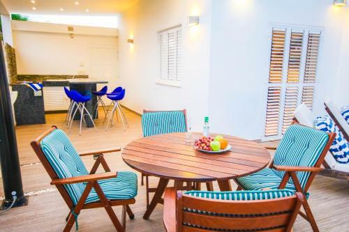 Villa Blue Phoenix