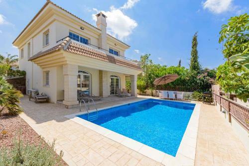 Villa Ramona