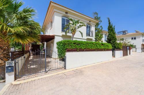 Villa Ramona