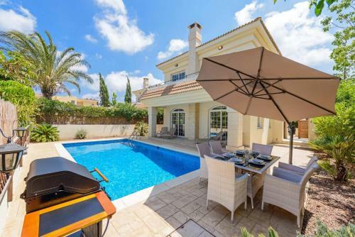 Villa Ramona