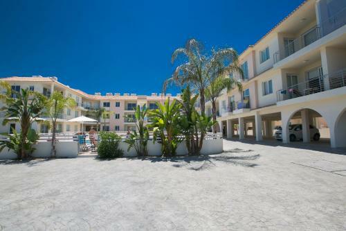 Pernera Sea View Apartment 101
