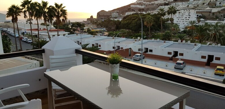 Apartamentos Lovely 2 Bedroom House With Garden