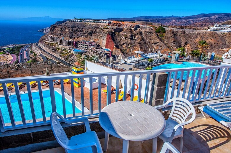 Apartments Monta�a Clara