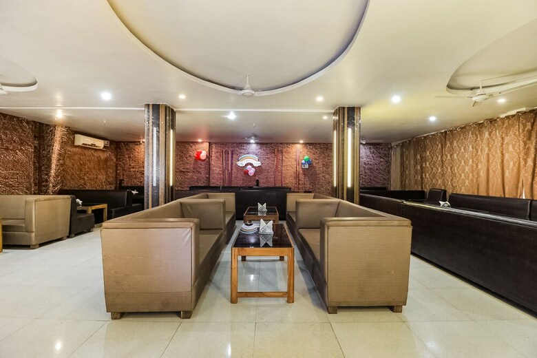 Hotel Oyo 46065 Grand Darbar