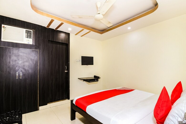Hotel Oyo 46065 Grand Darbar