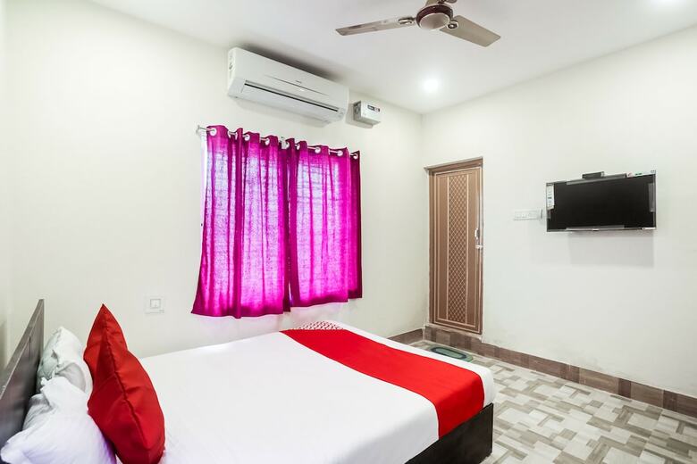 Hotel Oyo 48754 Arati Homes