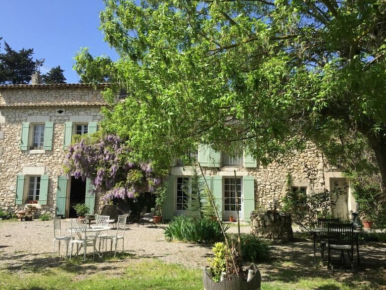 Hotel Chambre D'h�tes Le Mas D'herm�s