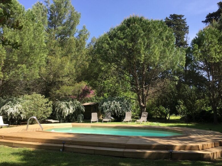 Hotel Chambre D'h�tes Le Mas D'herm�s