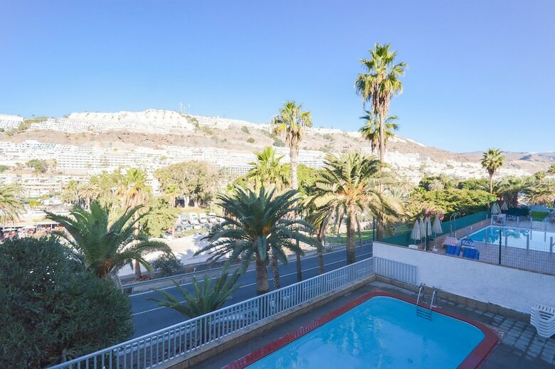 Apartment 3 Mins From Puerto Rico Beach