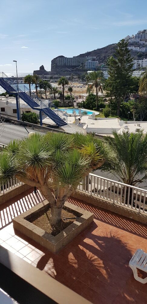 Apartment 3 Mins From Puerto Rico Beach