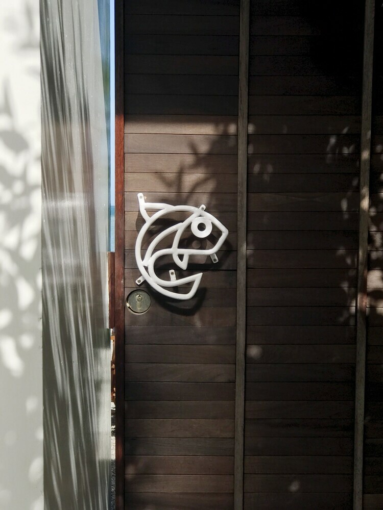 Hotel Deepspace Cabin X1 Secret Address
