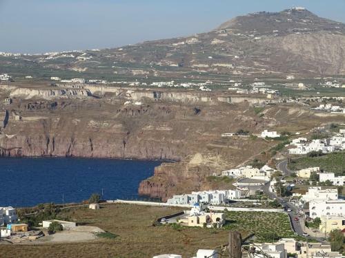 Caldera Sky & Sea